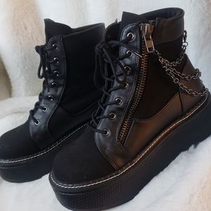 Demonia Emily-114 Boots